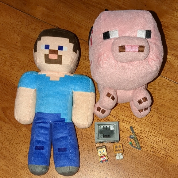 Misc Minecraft toys - Picture 1 of 9